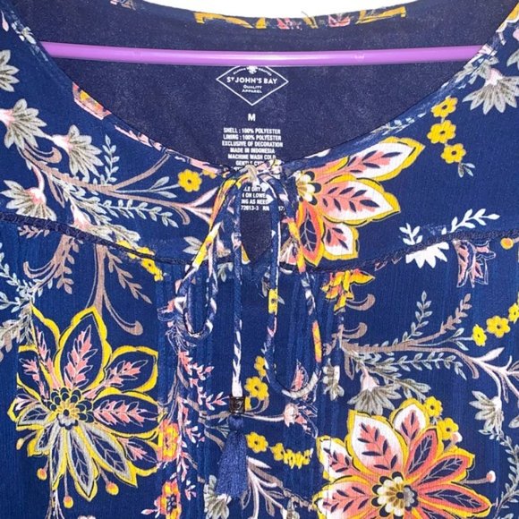 🍍St John’s Bay navy floral tie front fully lined shirt size M - Picture 4 of 8